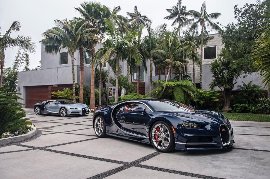 Bugatti Chiron 2016 года  (NA) (фото 27 из 39)